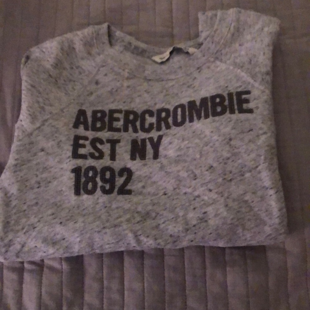 Ambercrombie sweat shirt